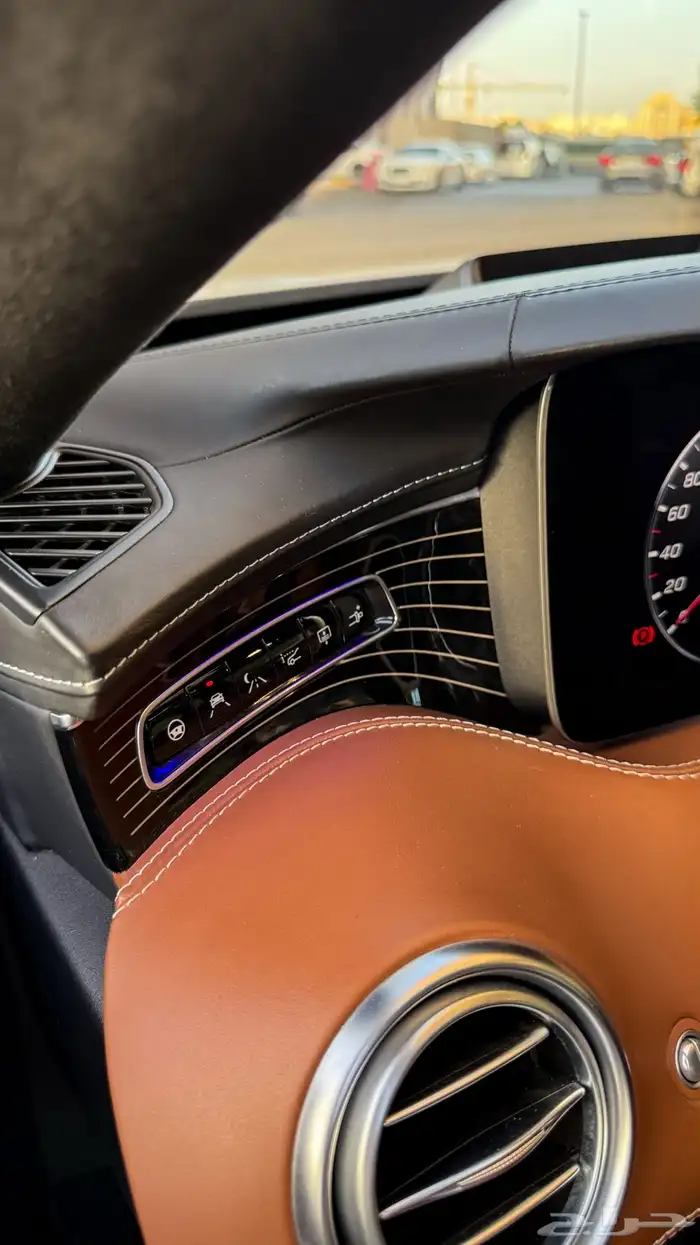 مرسيدس s560 كوبيه 2019 17