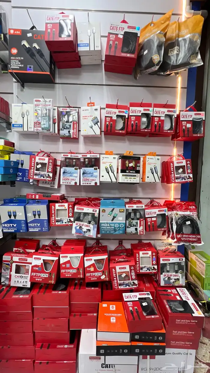 جهاز توجيه حبر الحبر. يتم بيع ألعاب الكمبيوتر بسعر معقول. 3
