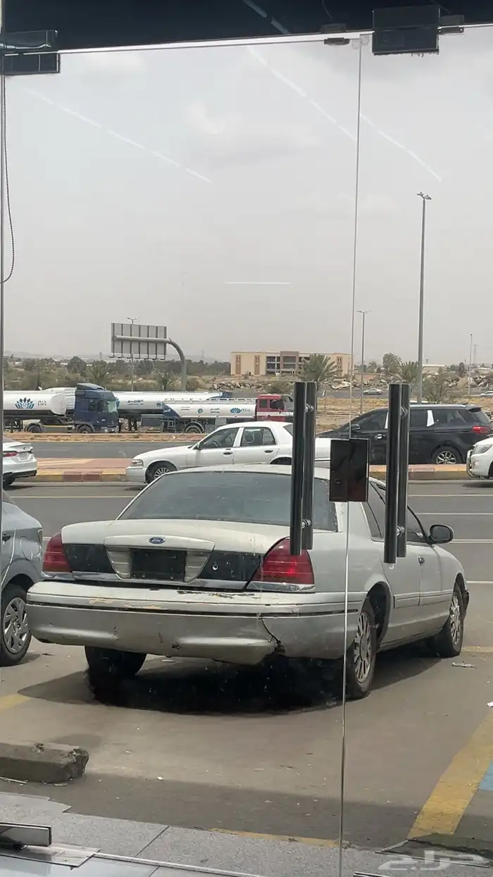 فورد فكتوريا 0