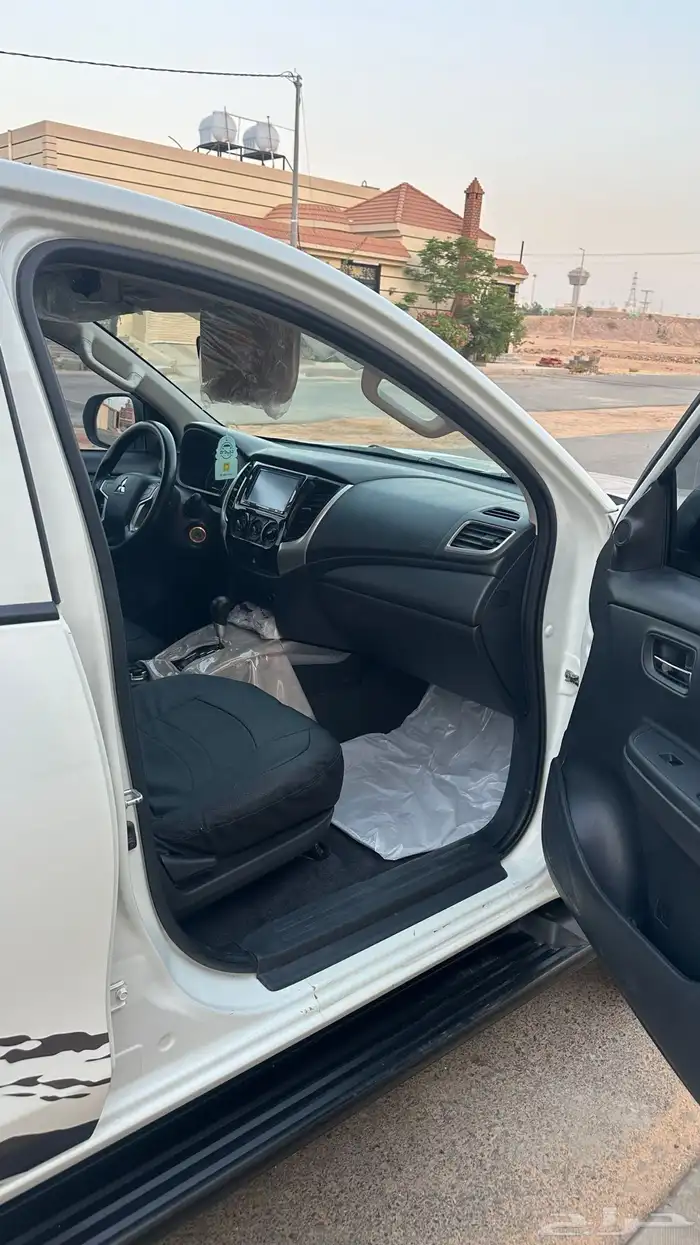 ميتسوبيشي L200 2023 ممشى83 الف 5