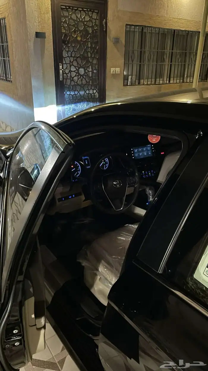 كامري 2023 ستاندر اسود مخزن 37