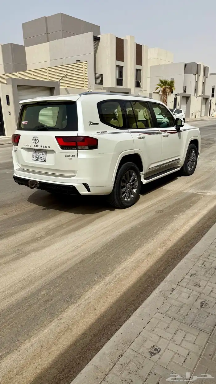 لاندكروزر 2022 ديزل L3 2