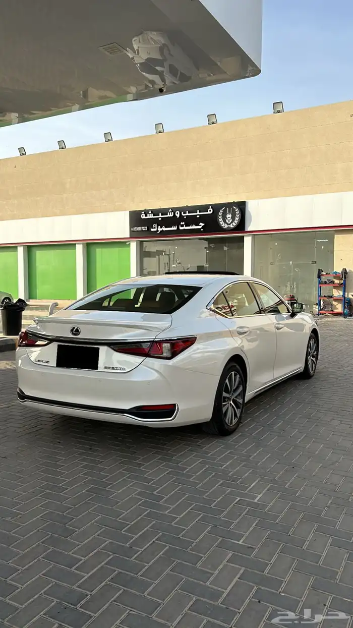 لكزس es300h 2021 2