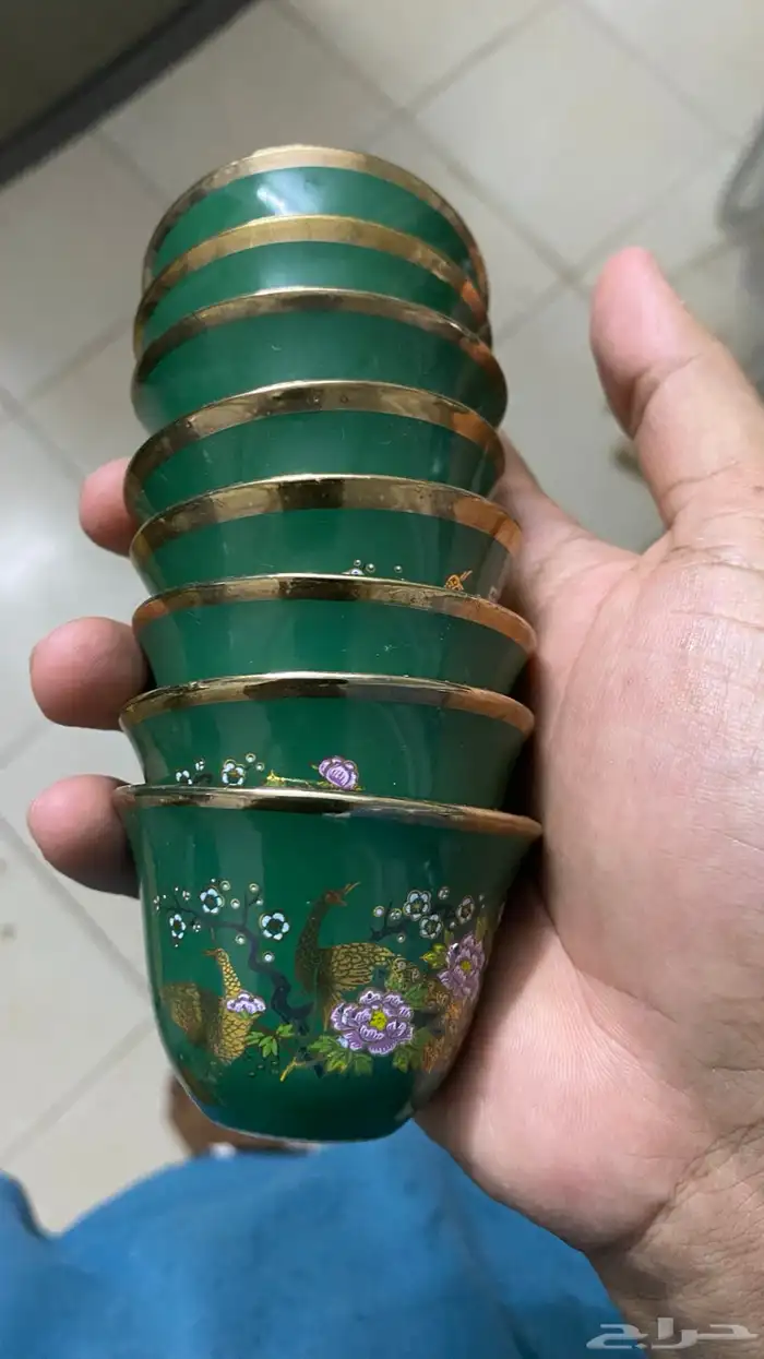 فناجيل برسمة طاووس القديمة 1