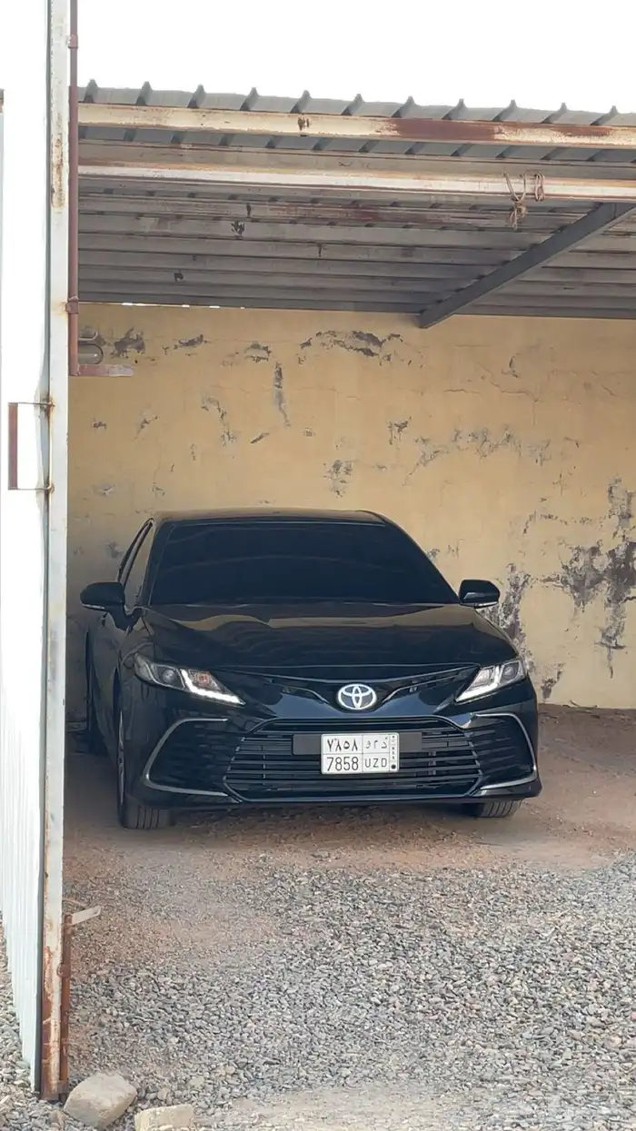 كامري 2023 ستاندر اسود مخزن 1