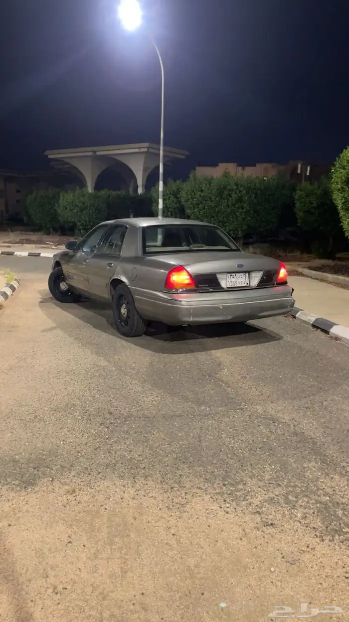 فورد فكتورياء 1
