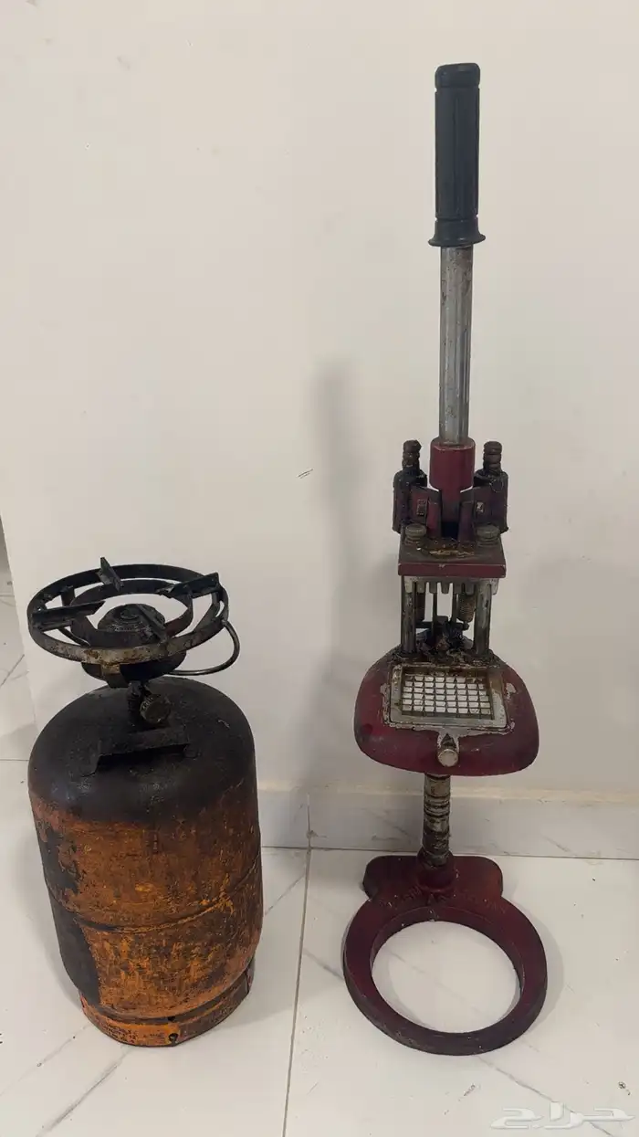 للبيع قطاعة بطاطس وغاز 0