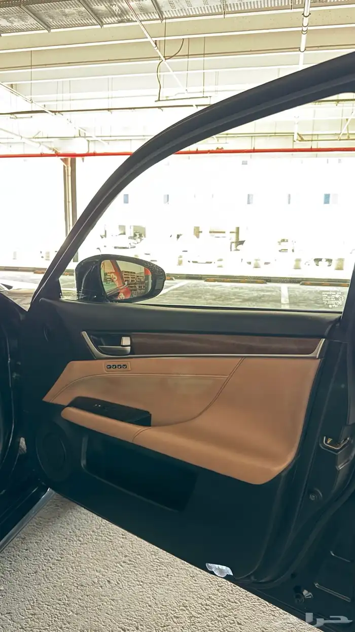 لكزس GS350 فل كامل شبه مخزن 40