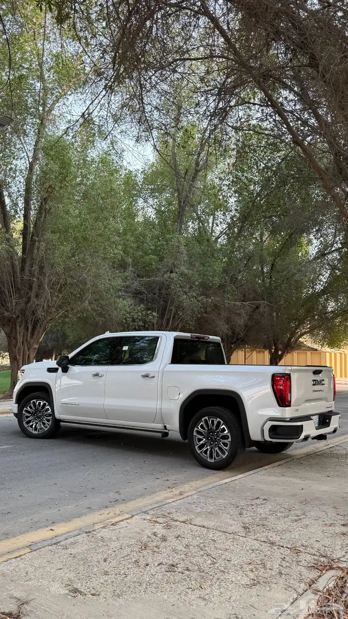 GMC Sierra Denali Limited 2024 (( تم البيع )) 28