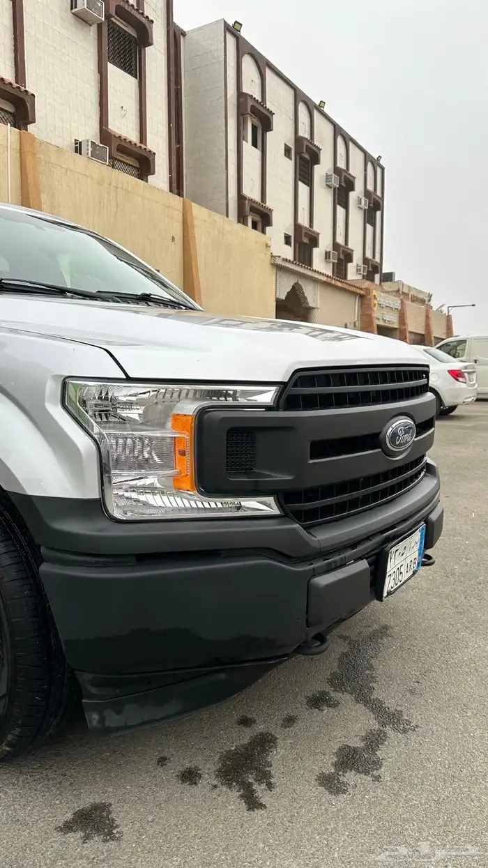 فورد F150 بدون دبل 6 سلندر 33