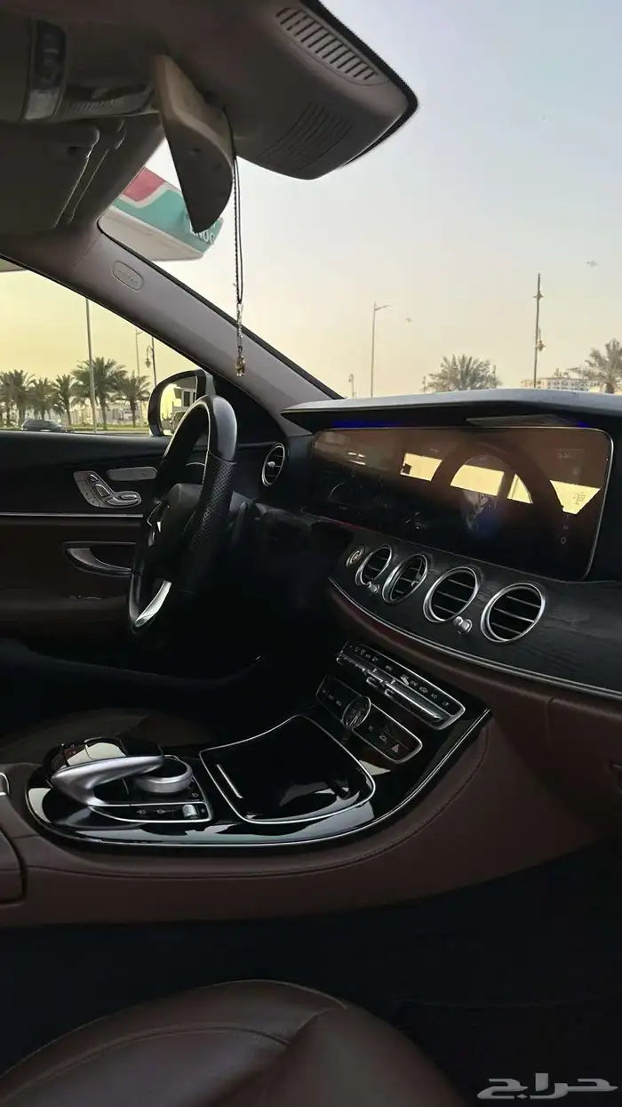 مرسيدس E400 4matic جفالي 13
