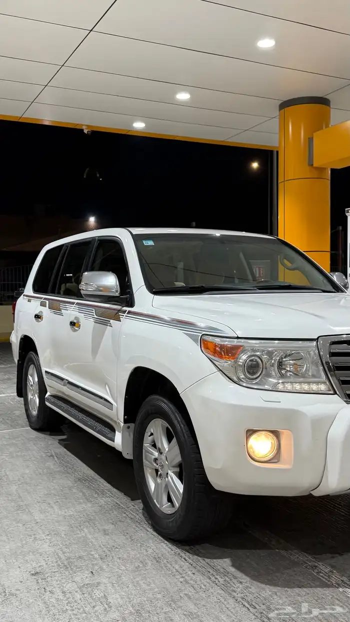لاندكروزر جكسار 2013 V8 سبير علاق ( نظيف ) 30