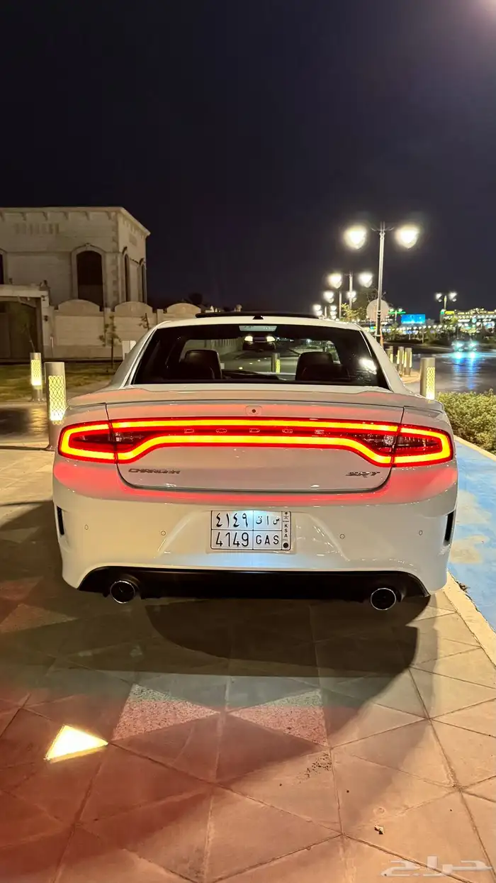 تشارجر SRT مالك أول صيانات الوكيل 19