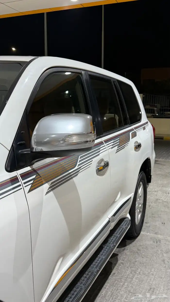 لاندكروزر جكسار 2013 V8 سبير علاق ( نظيف ) 27
