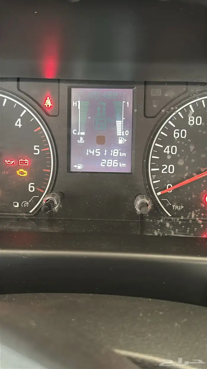 باص نيسان اورفان 2019 4