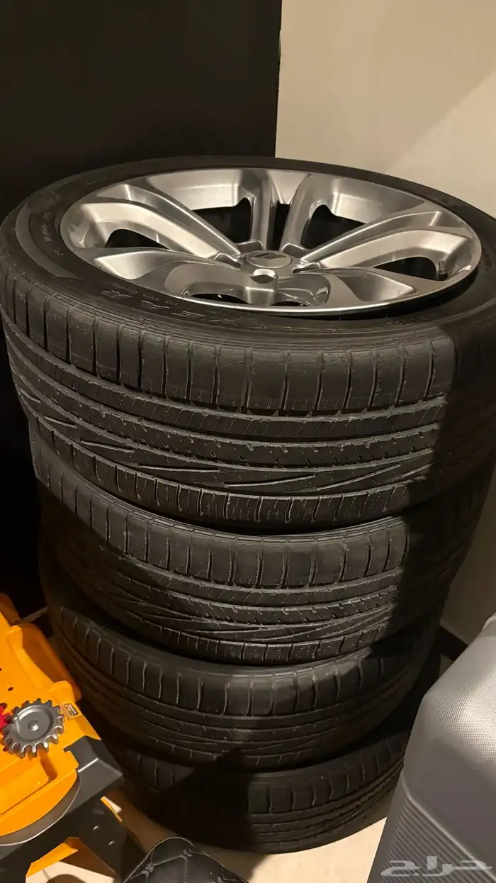 للبيع جنوط دودج مقاس 20 0