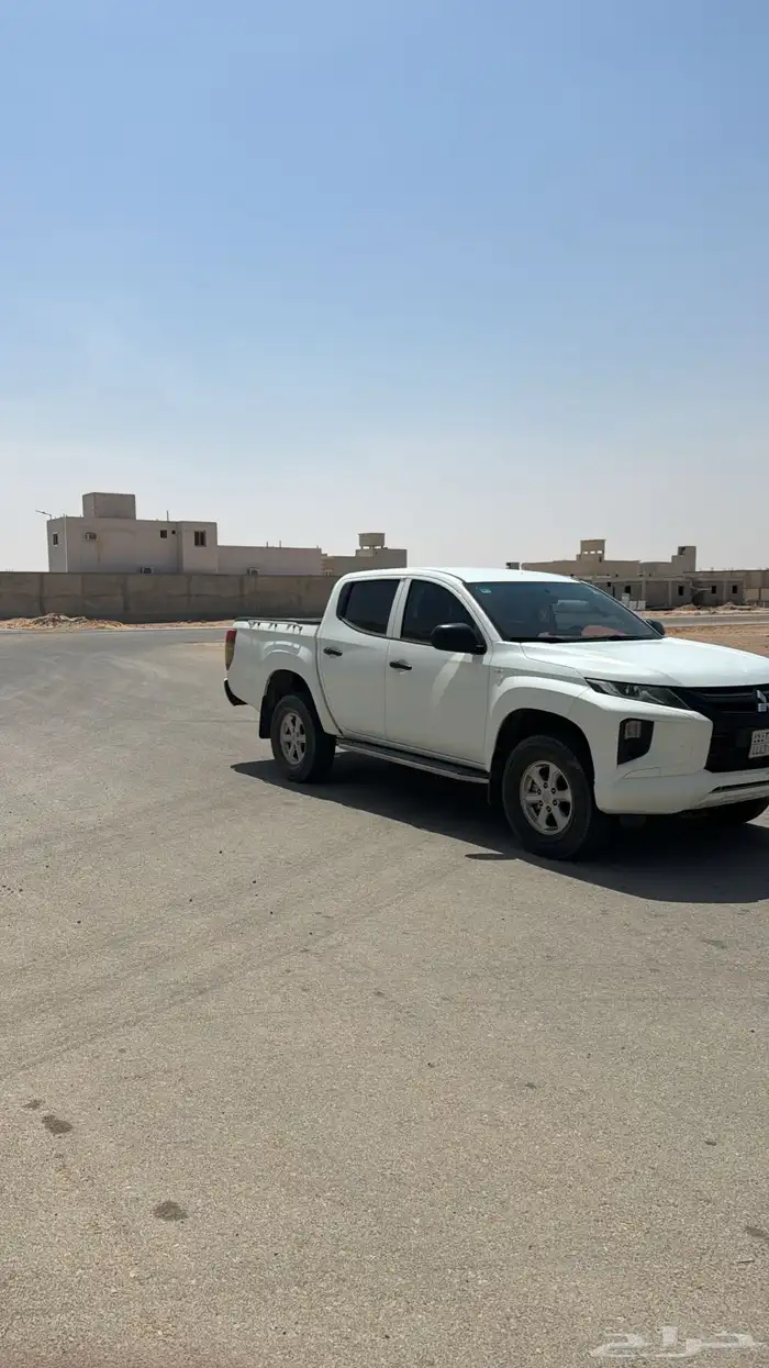 للبيع ميستوبيشي الممشى 300 الف قير مكينه تيربو شرط بودي شرط 0
