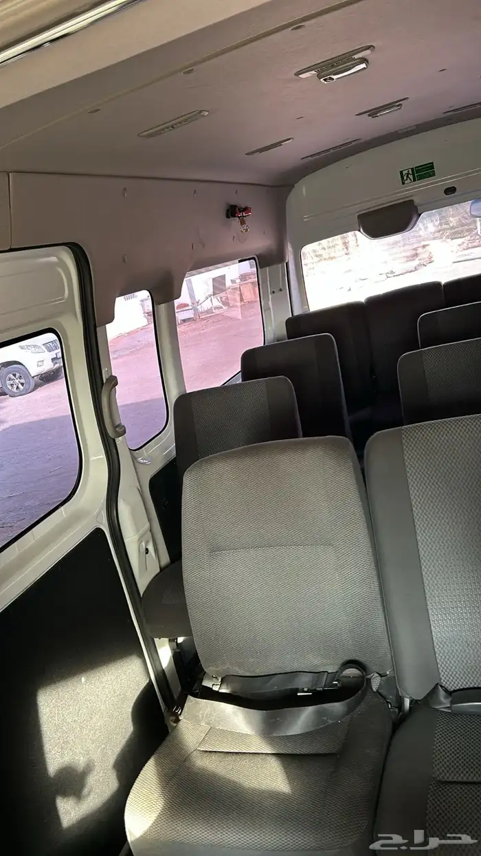 باص نيسان اورفان 2019 11