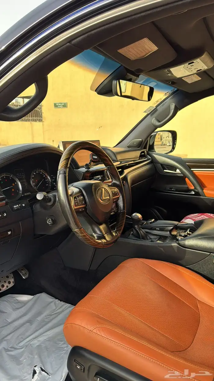 لكزز LX570 موديل 2018 سعودي فل كامل 7