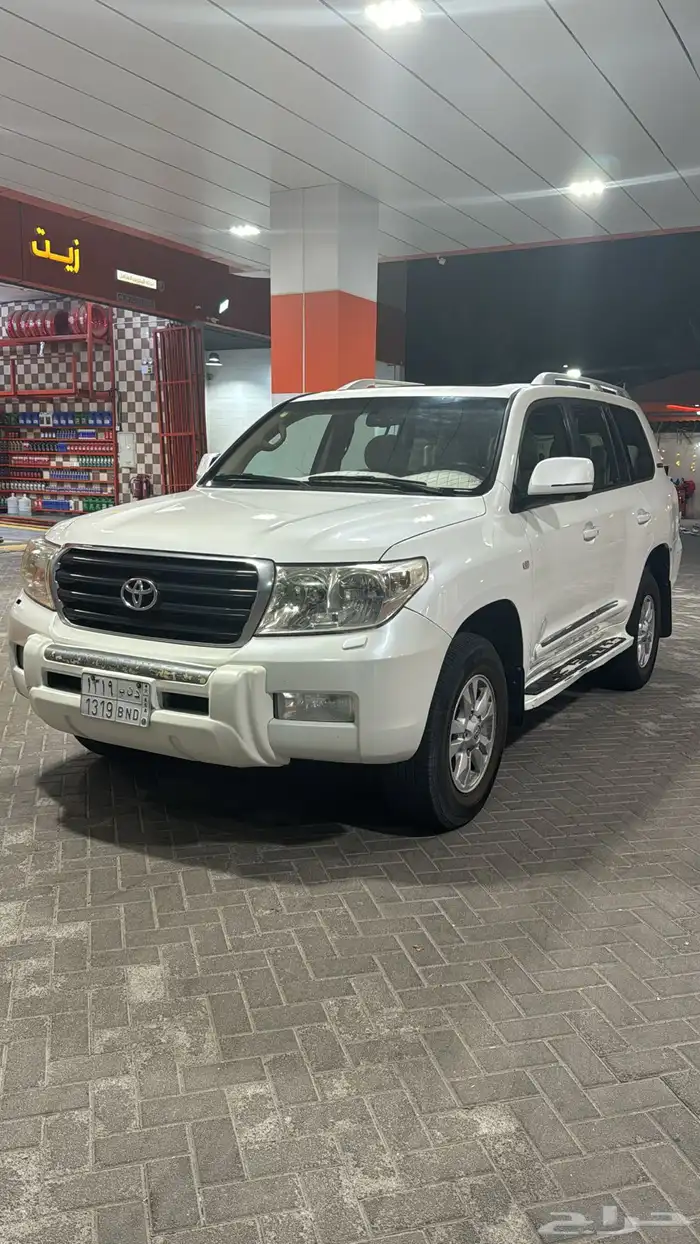 لاندكروزر 2010 1