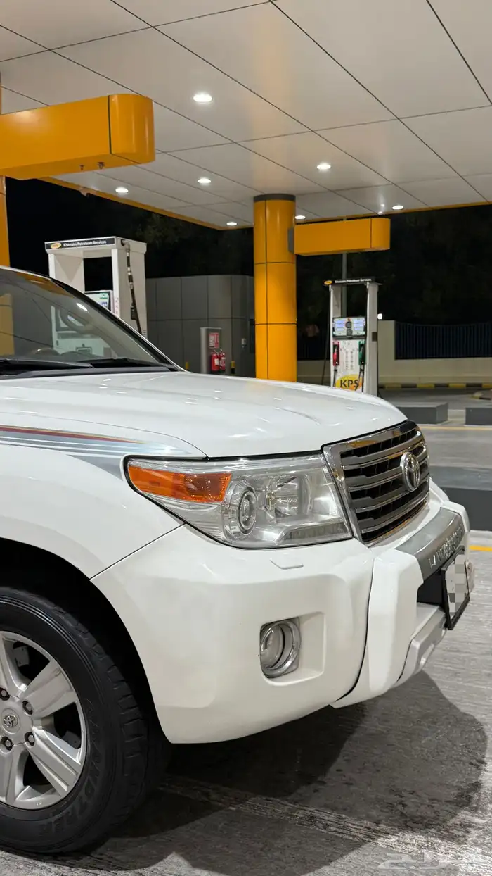 لاندكروزر جكسار 2013 V8 سبير علاق ( نظيف ) 5