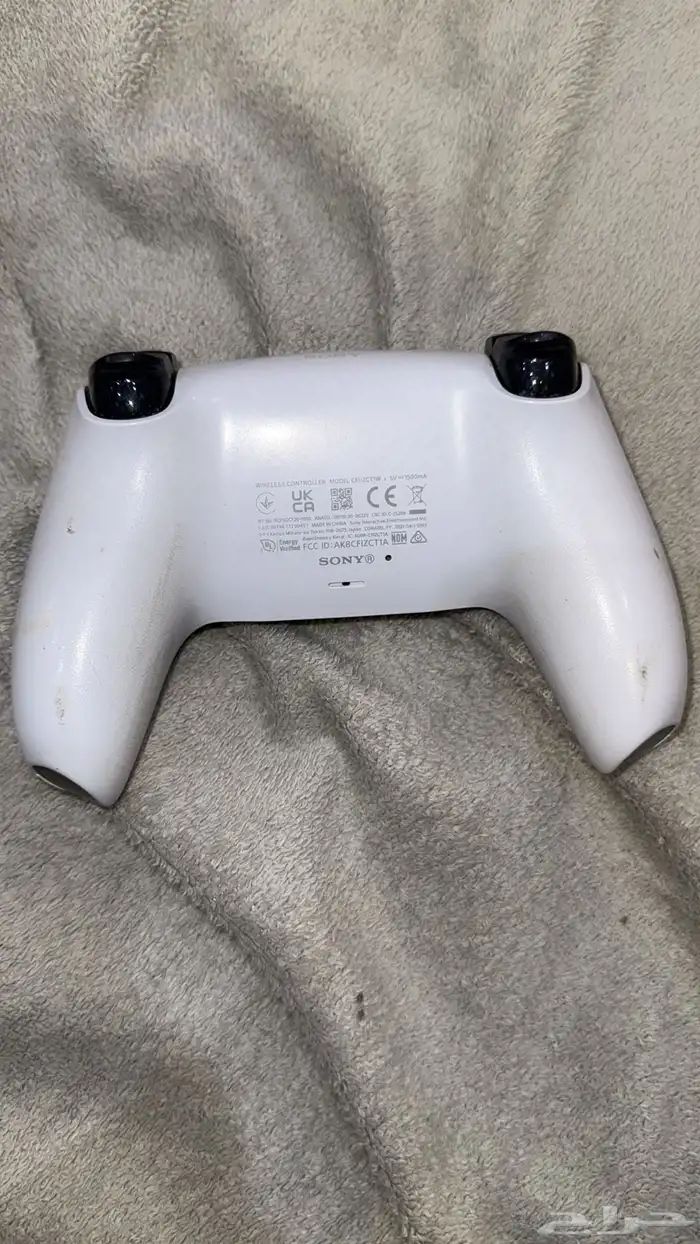 يد سوني 5 0