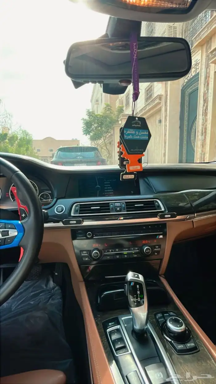 للبيع bmw 740i نظيف شورت على السوم 7