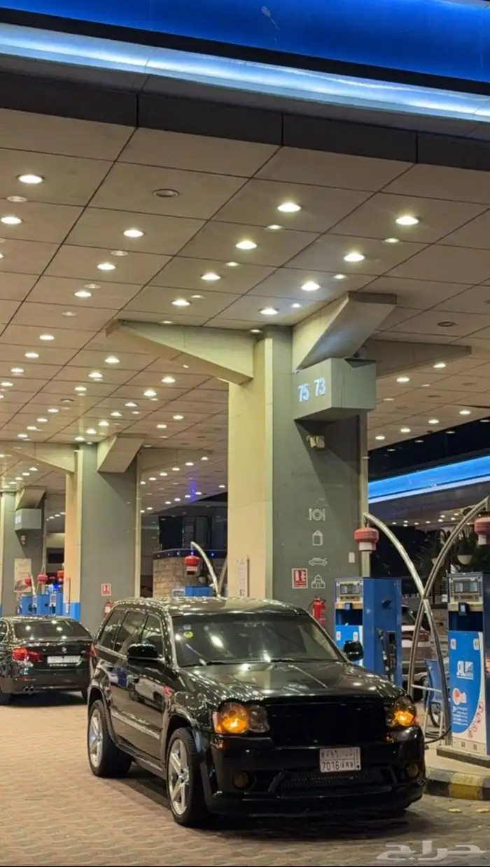 جراند شروكي SRT 2010 4