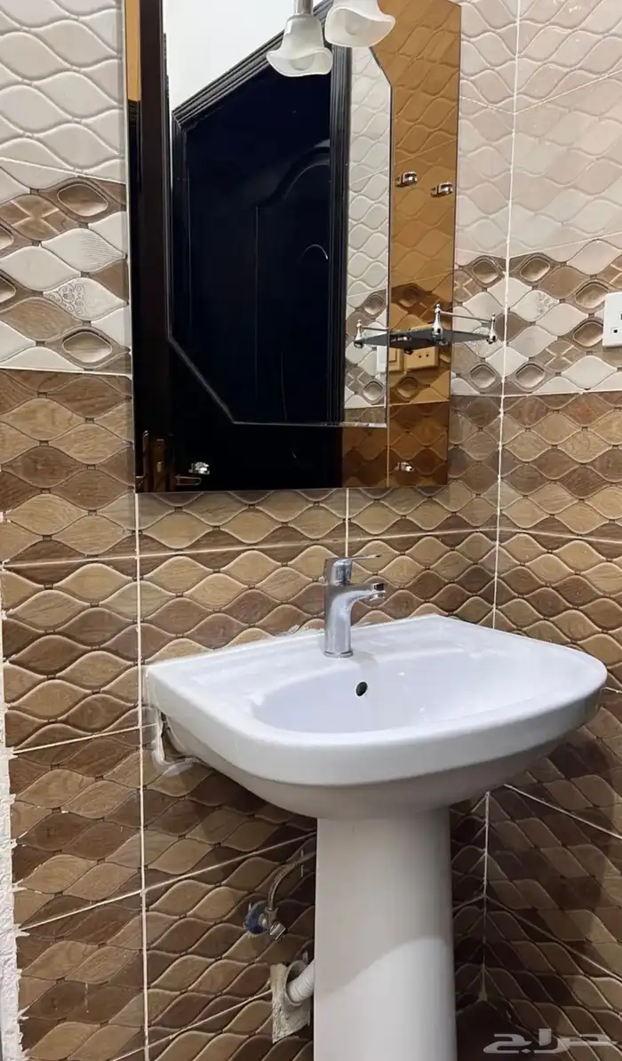 مغسلة للبيع على السوم 0