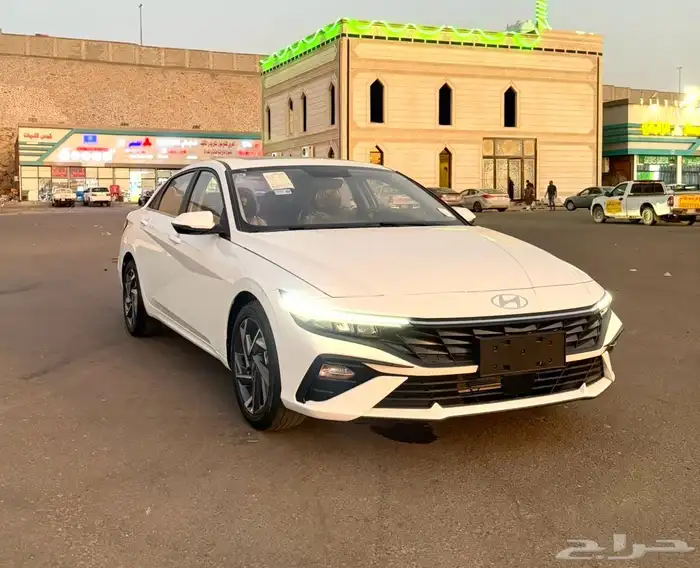 هونداي النترا 2025 ( سمارت ) اصفار للبيع 2