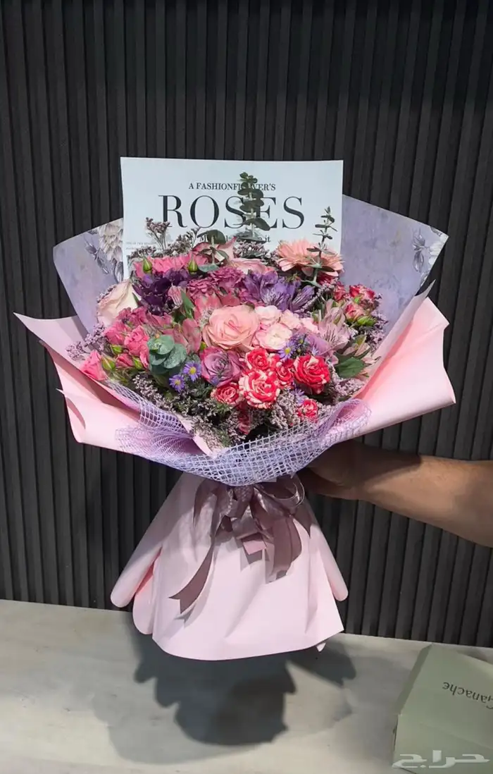 هدايا جدة مندوب ومتسوق شخصي تنسيق بوكيهات ورد 4