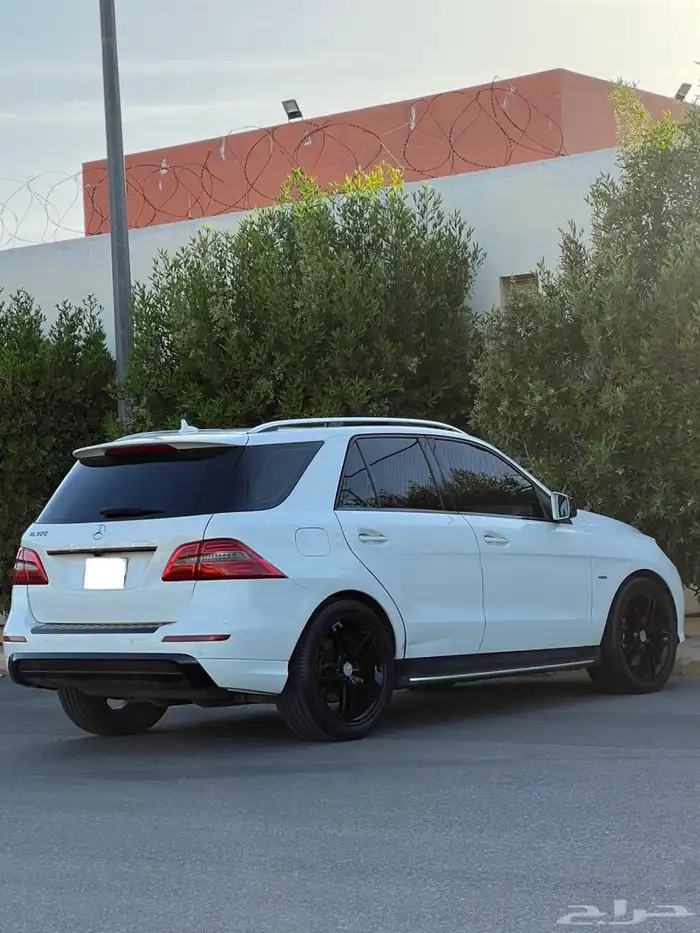 للبيع مرسيدس ML500 2013 فل كامل 4