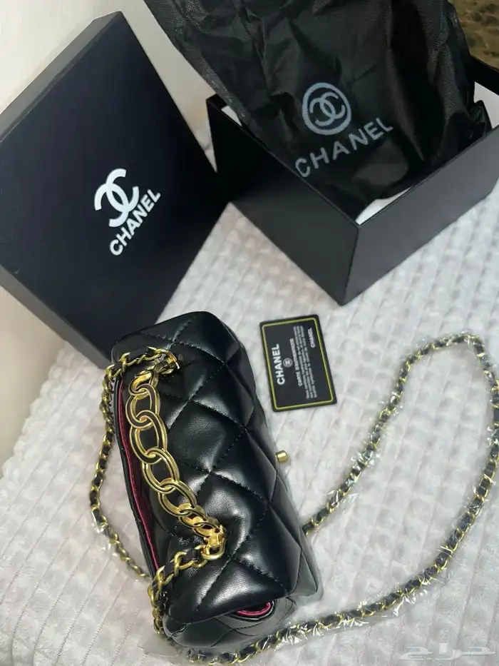 شنطه Chanel طبق الاصل جديده غيره  مستعمل مع ملحقاتها 3