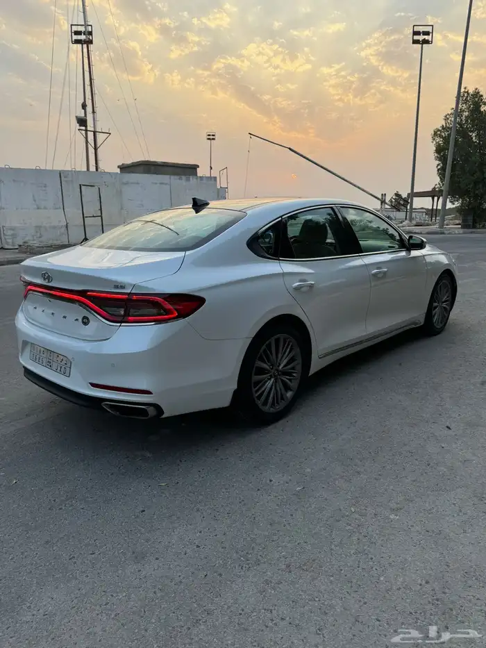 هيونداي أزيرا 2018 فل 9