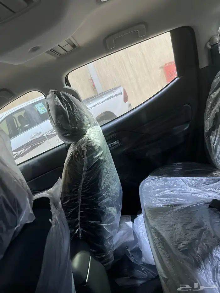 للبيع موتسبيشي L200 موديل 2023 لوحات اصفار 20