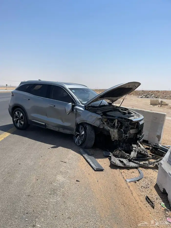 سيارة BAIC x7 صينيه موديل 2022 تشليح 0