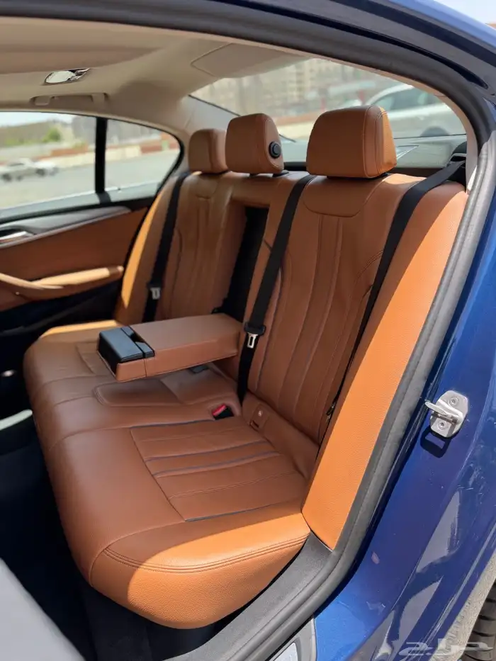 BMW   520   2023   البيع 129000 الف بودي بلد 13