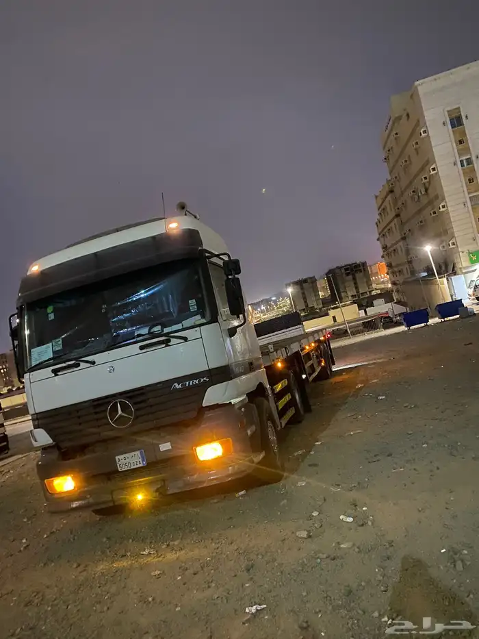 للبيع تريله اكترسل موديل 2001 2