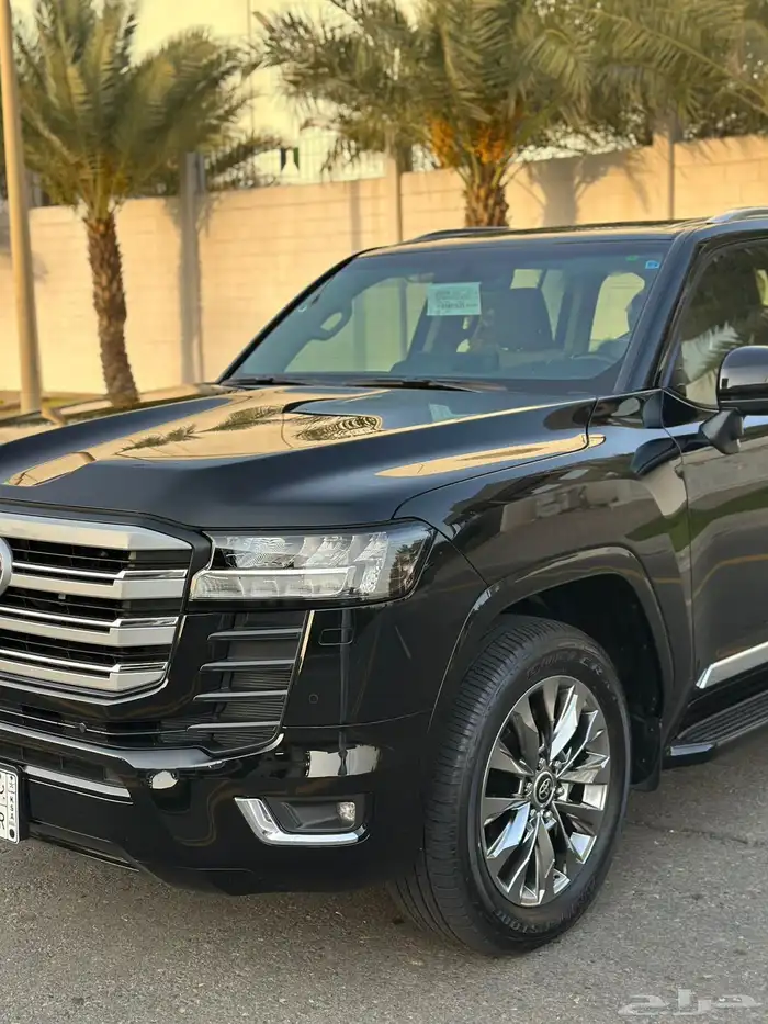 تويوتا لاندكروزر GXR L3 2024 - ديزل شبه جديد 9