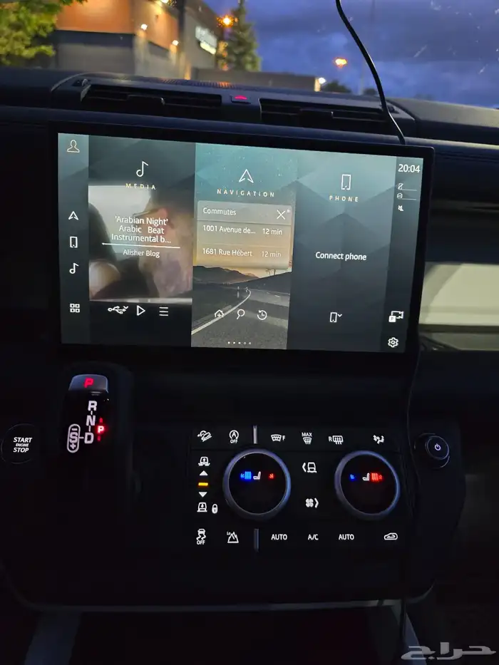 للبيع ديفندر موديل 2025 - V6 شاشه كبيره بسعر بطل جدا 12