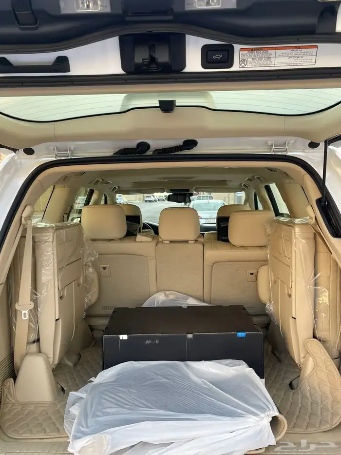 للبيع لكزس LX 5.7 موديل 2021 بلاك اديشن 15