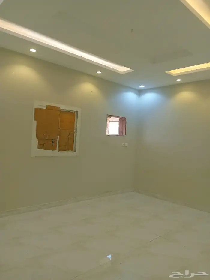 شقه للايجار حي السنابل 1