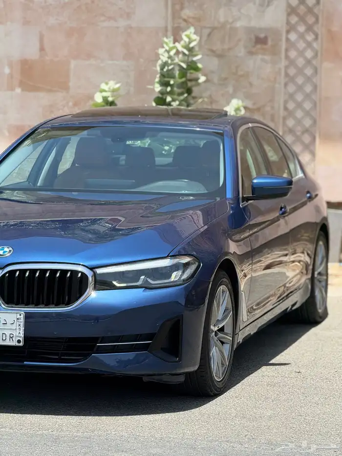 BMW   520   2023   البيع 129000 الف بودي بلد 23