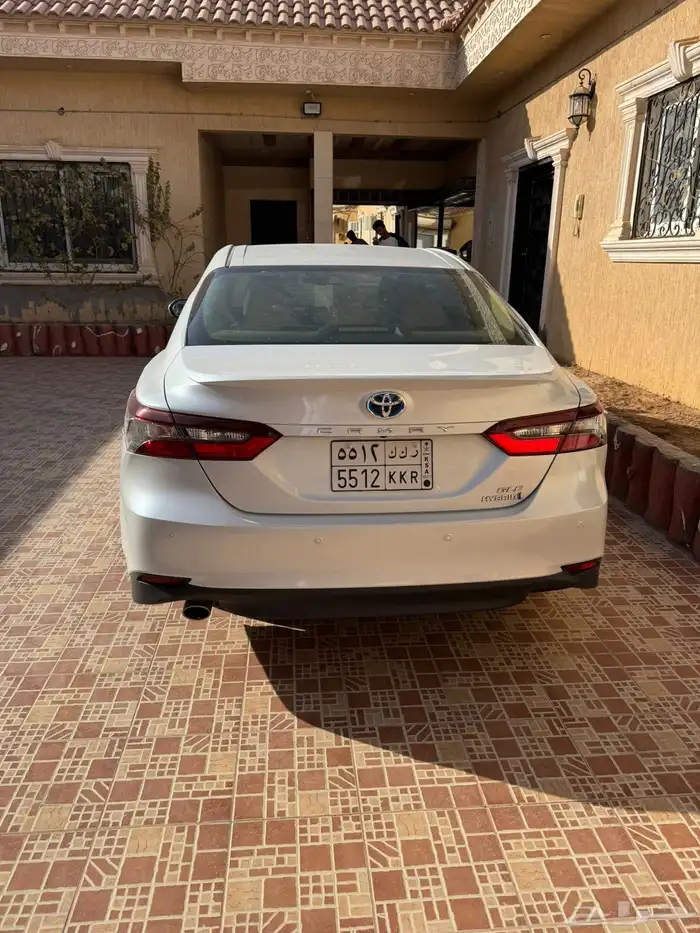 للبيع او التنازل كامري GLE هايبرد 5