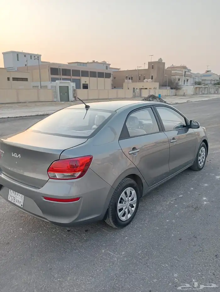 كيا بيجاس 0
