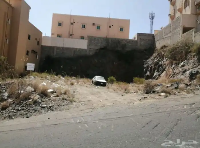 ارض للايجار الربوه عسير شارع 30 0