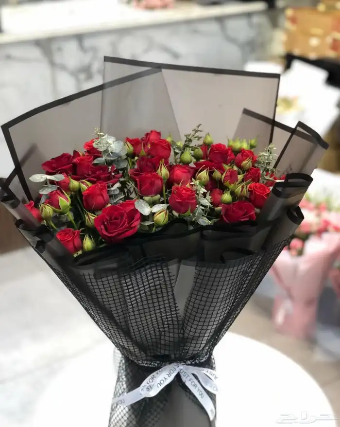 هدايا جدة مندوب ومتسوق شخصي تنسيق بوكيهات ورد 0