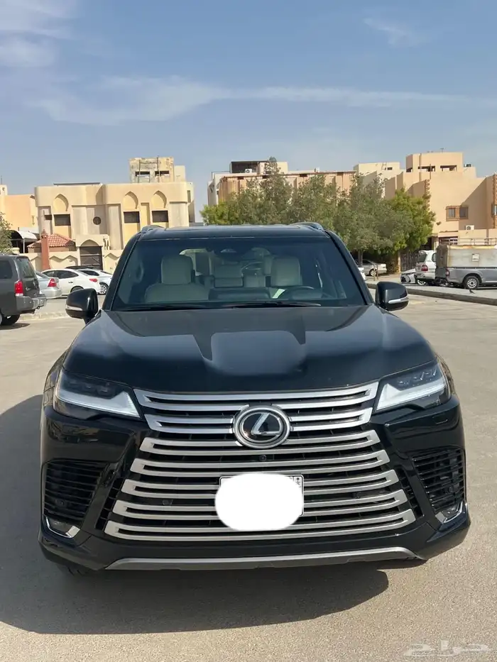 للبيع لكزس 2025 BB فل الفل الداخلي(أوف وايت) سعودي 8