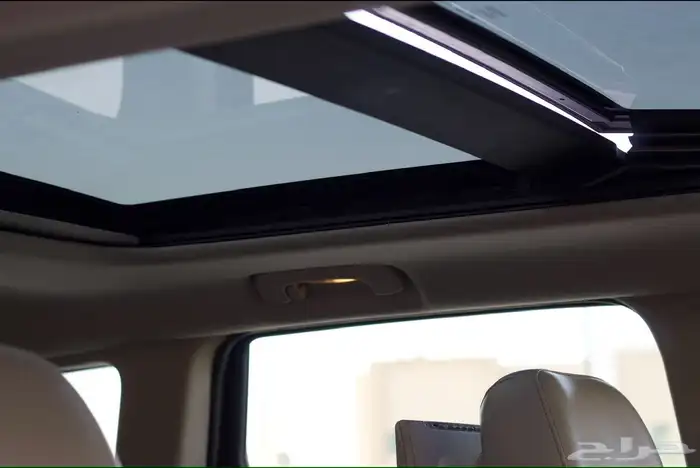 جراند شيروكي نسخة ( اوفرلاند ) V8 مكينه هيمي ثمانية سلندر 38
