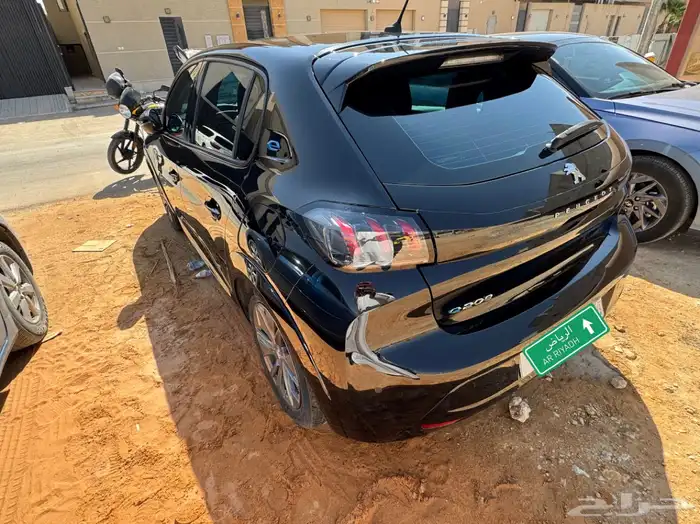بيجو 2023 e-203 كهربائية بالكامل Peugeot 3